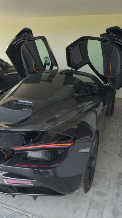 Wireless CarPlay Android Auto Module for McLaren